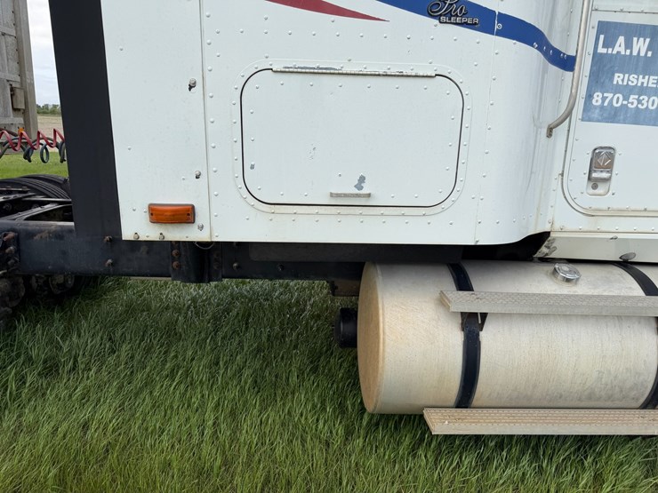 2000-international-9200-image-46