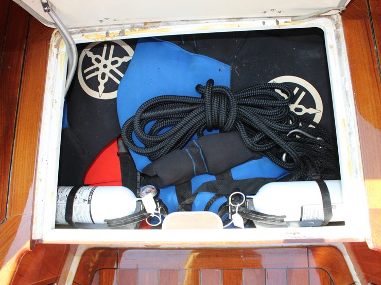 #9549-•-“sweetheart”-–-custom-monomoy-24'-center-console-|-high-performance-shallow-water-sportfish-image-60