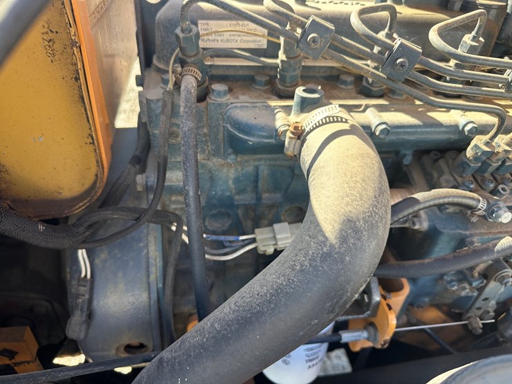 case-maxi-sneaker-image-26