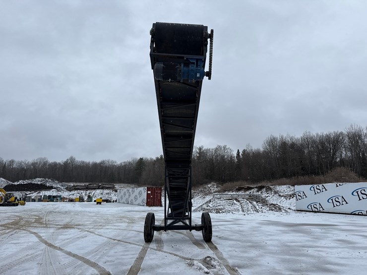 massey-ferguson-8-image-4