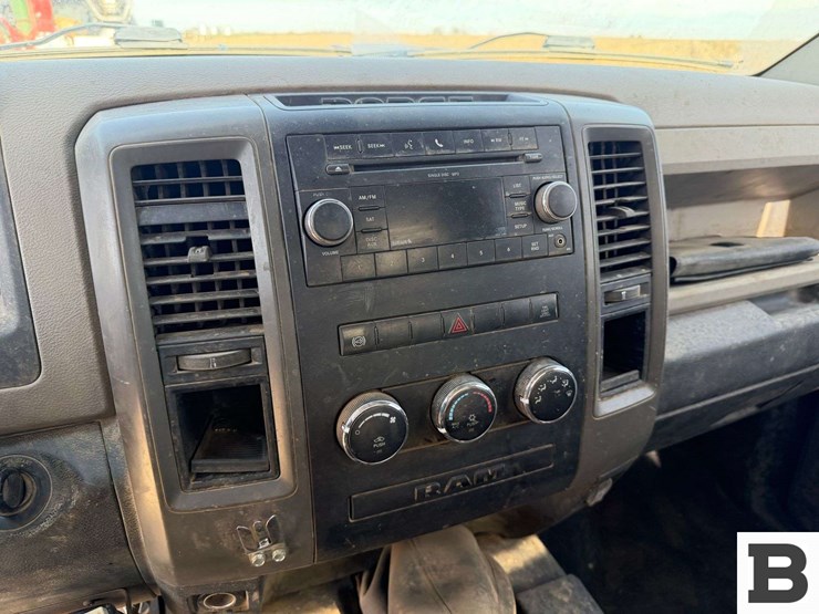 2011-dodge-ram-2500-image-24