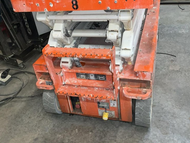 #409-•-snorkel-19'-scissor-image-7