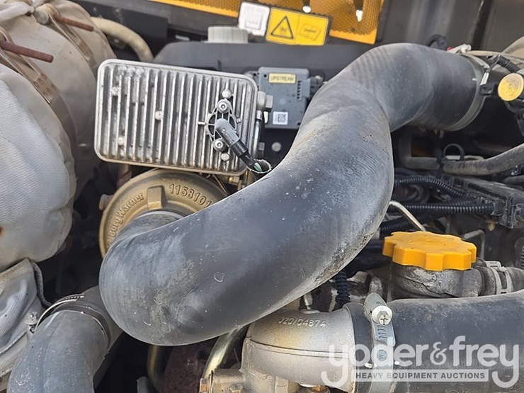 2017-jcb-510-56-image-45