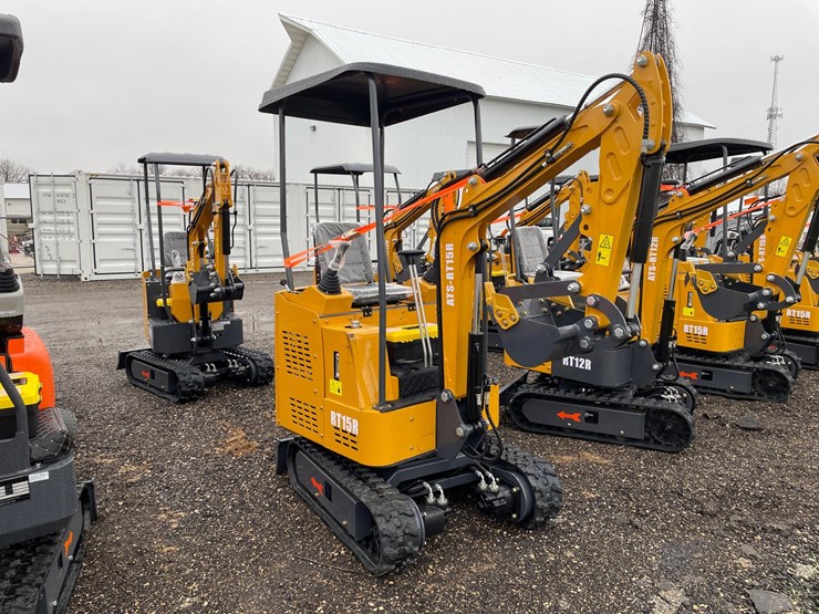 #3299-•-2026-ats-rt15r-mini-excavator-image-2