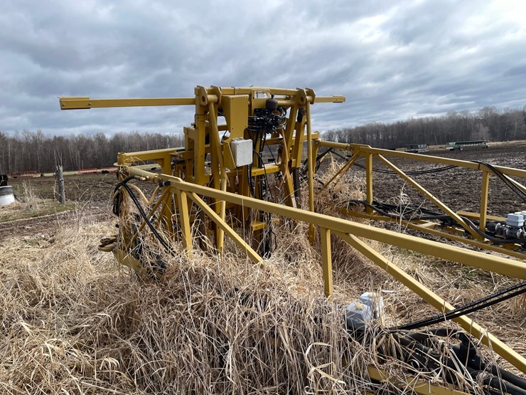 #5515-•-agco-rogator-u1264c-ag-chem-sprayer-image-57