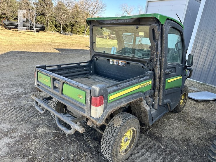 2019-john-deere-gator-xuv-835r-image-4