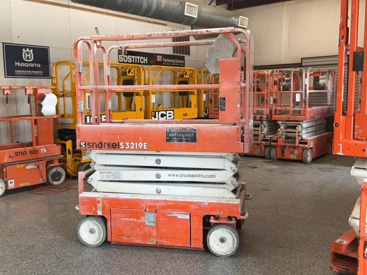 #418-•-2019-snorkel-19'-scissor-lift-#12-image-14