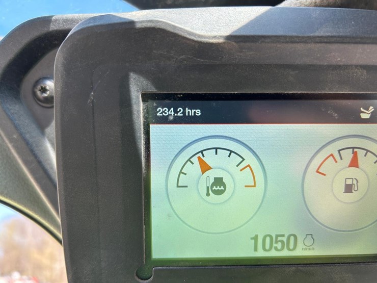 2022-bobcat-s62-image-19