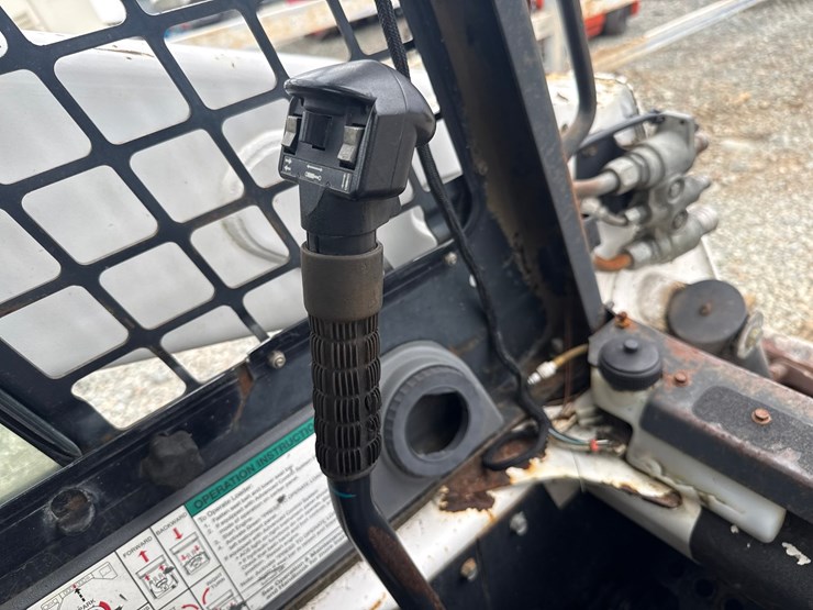 bobcat-t300-image-26