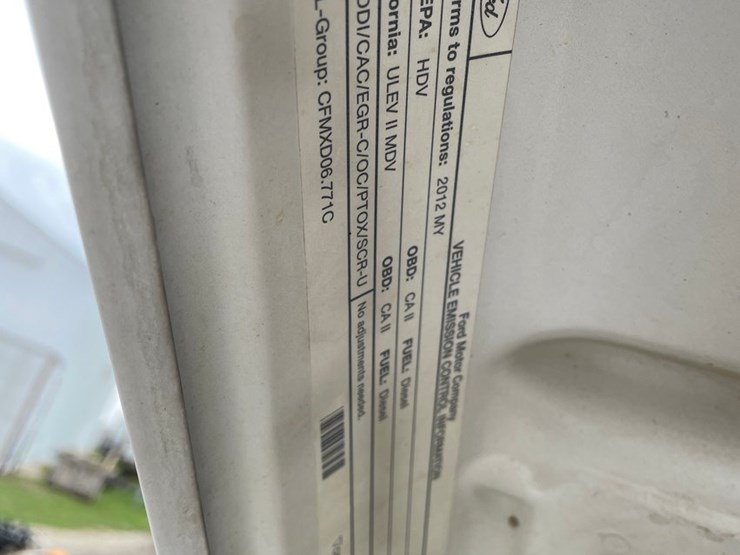 2012-ford-f350-image-46