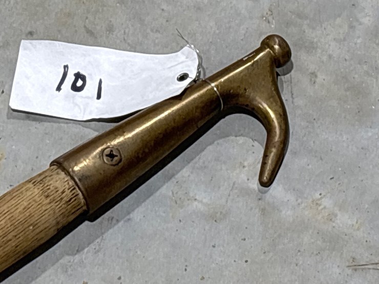 #101-•-brass-marine-boat-hook-with-wooden-handle-image-3