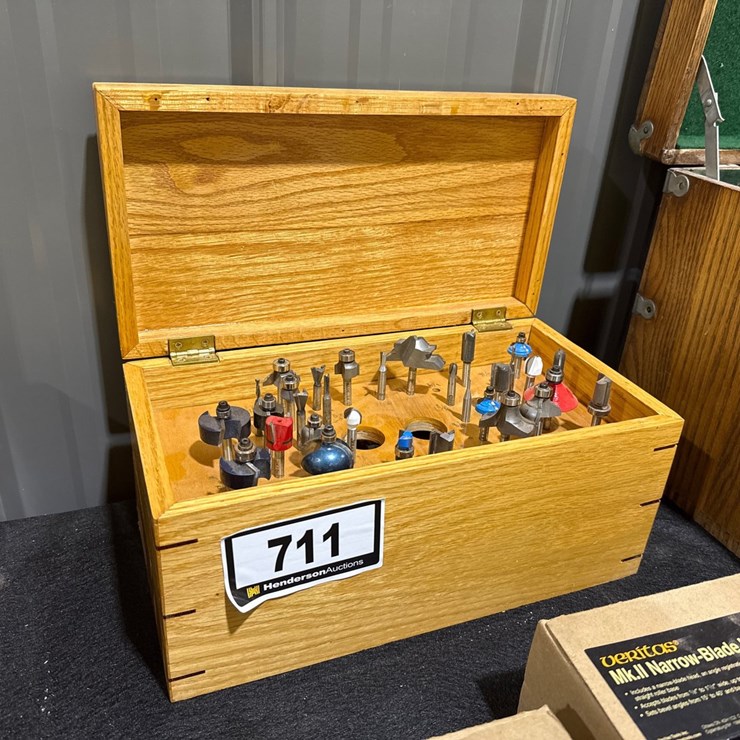 #711 • BOX OF VARIOUS ROUTER BITS