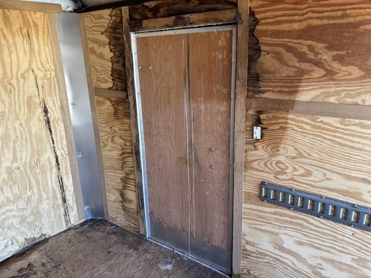 2007-haulmark-kd7x16wt3-enclosed-trailer-image-27