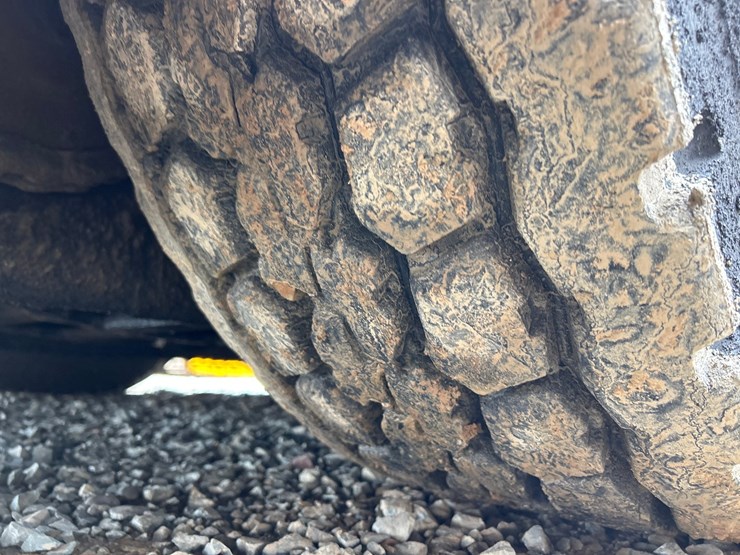 caterpillar-ap-1000e-image-73