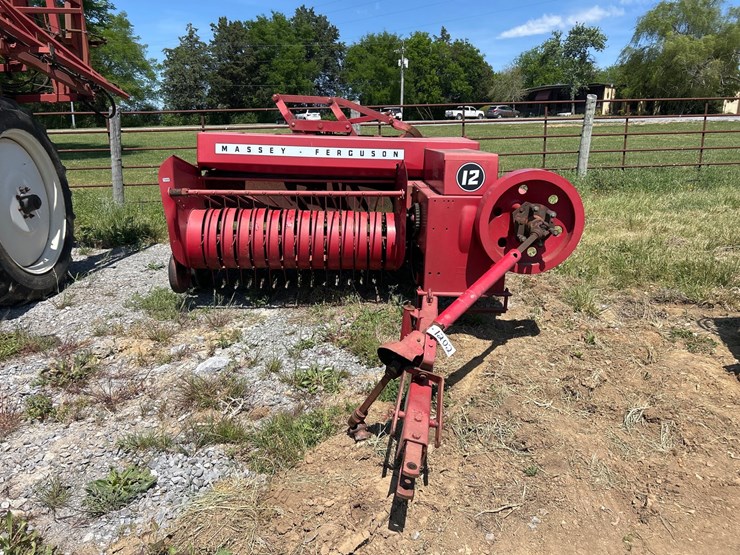 massey-ferguson-12-image-2