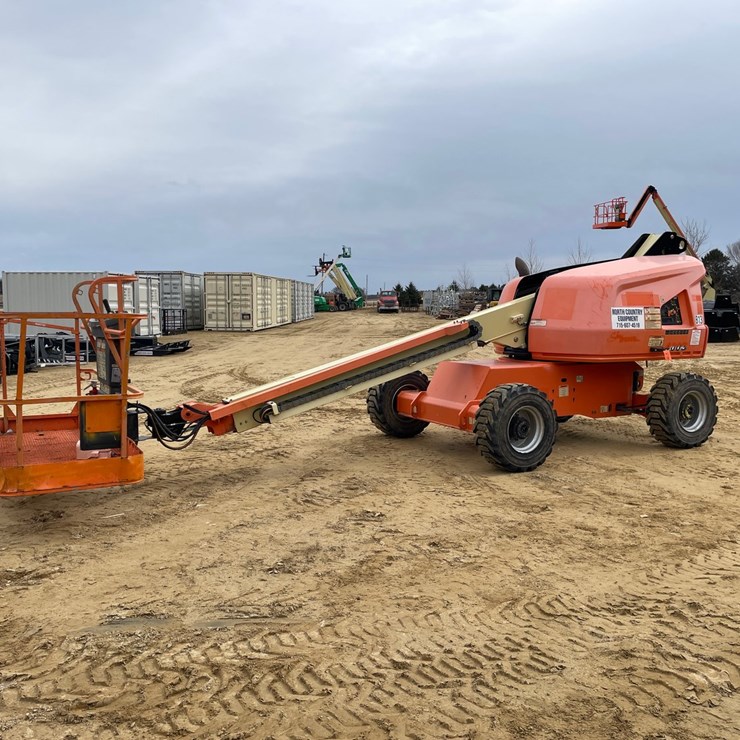 JLG 400S