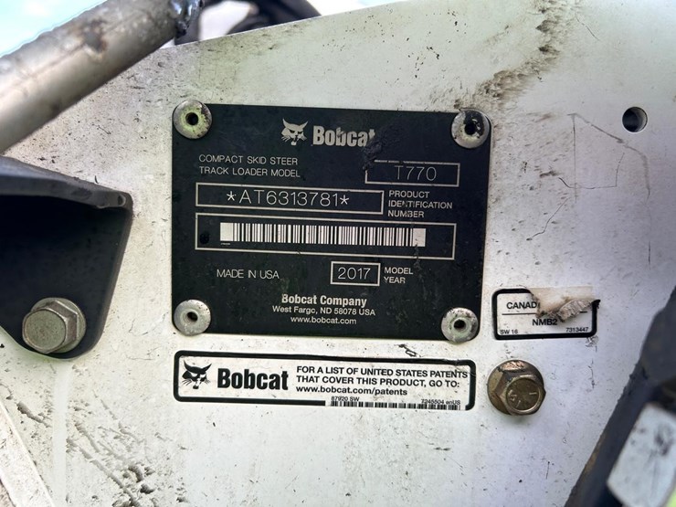 2017-bobcat-t770-image-28