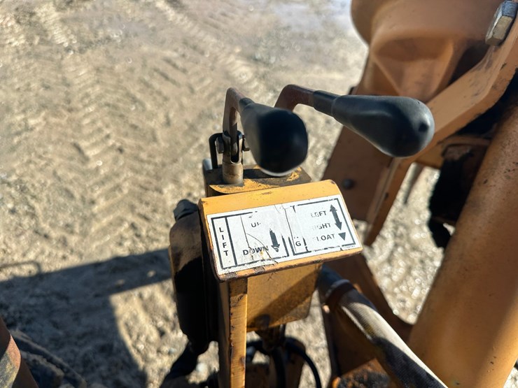 case-maxi-sneaker-image-47