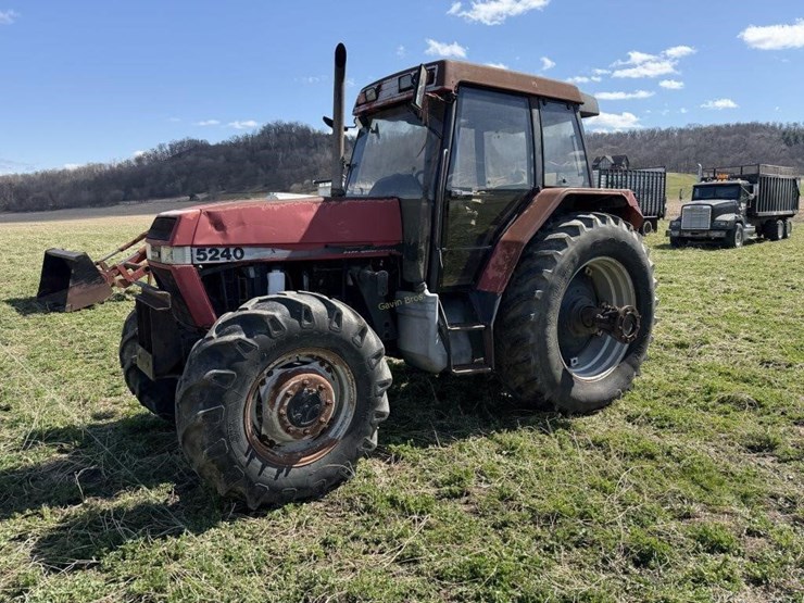 2001-case-ih-5240-image-3