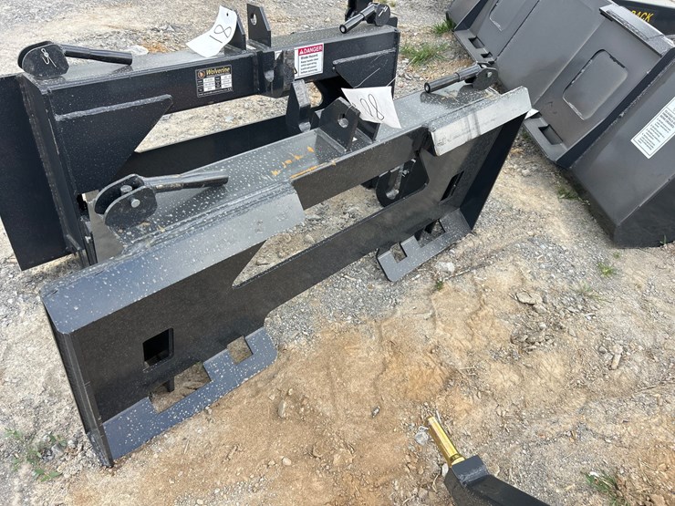 #80-•-skid-steer-to-3pt-quick-hitch-adapter-image-2
