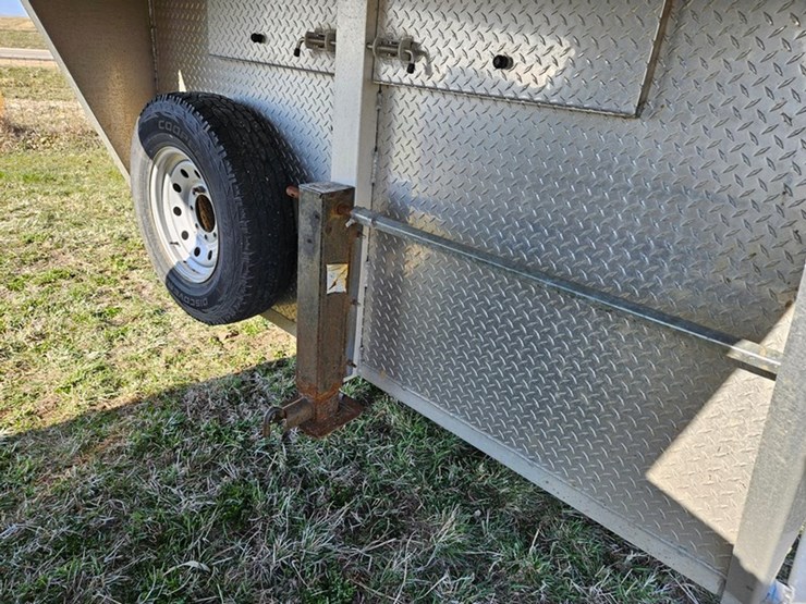 #522-•-2021-travelong-ls-mt-livestock-trailer-image-15
