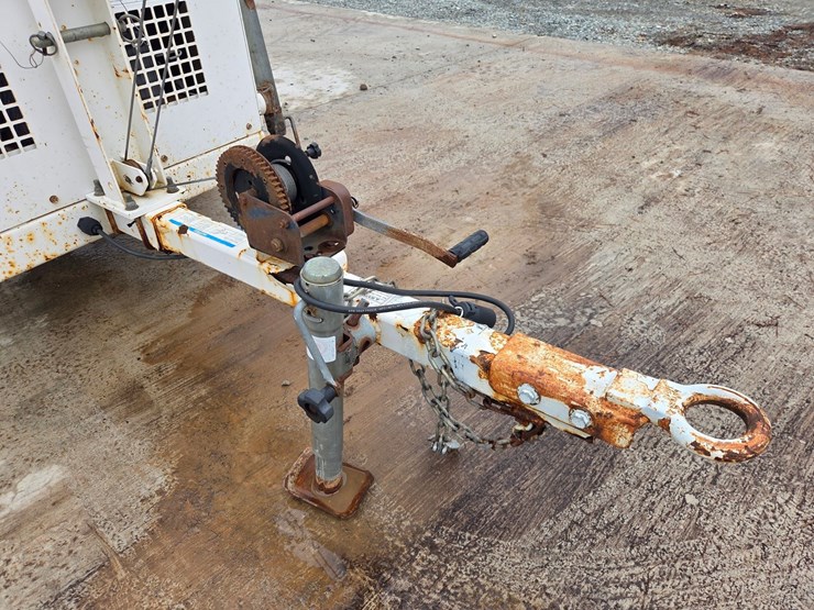 2002-massey-ferguson-8-image-9