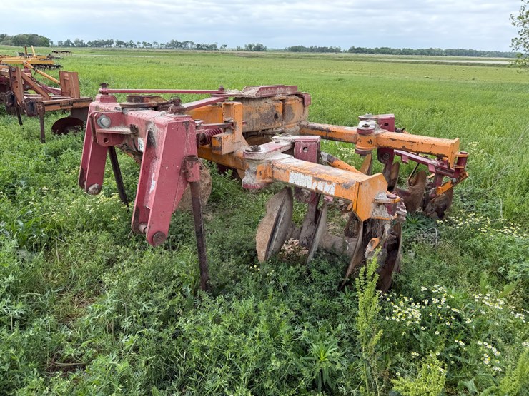 #45294-•-w&a-manufacturin-tandem-levee-plow-image-1
