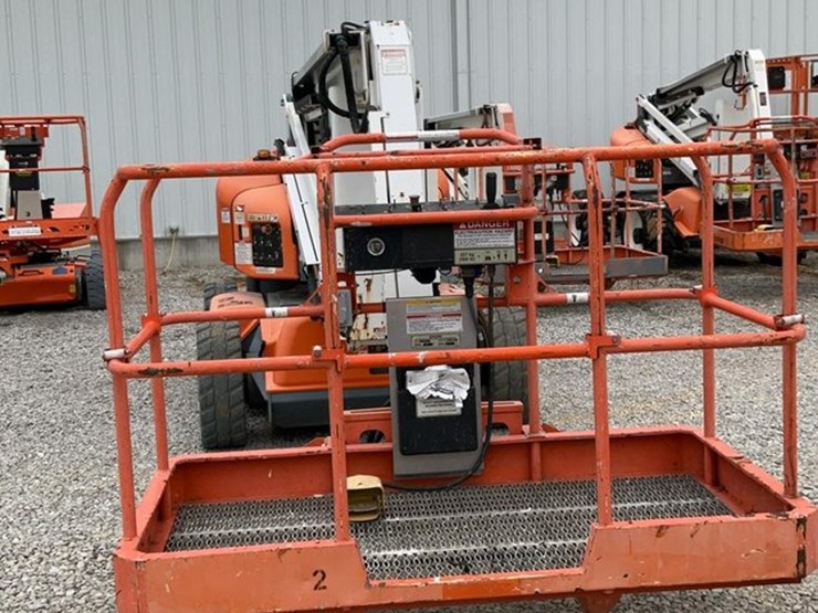 #308-•-2019-snorkel-46'-electric-articulated-boom-lift-image-8