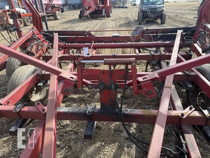 case-ih-4900-image-12