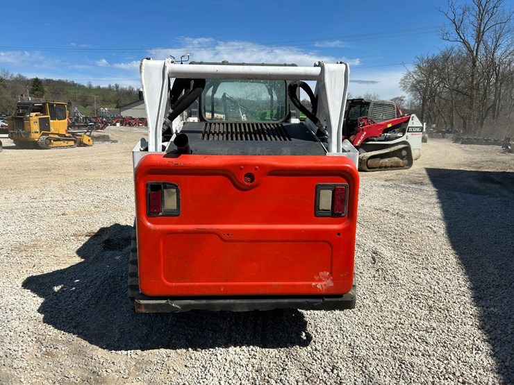 2015-bobcat-t590-image-3
