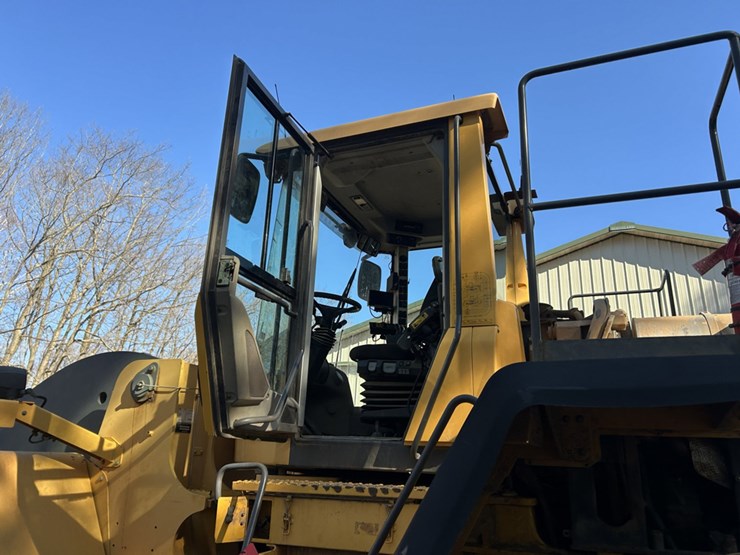 volvo-l250g-image-57