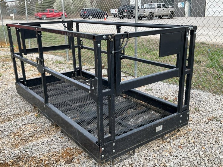 #250-•-2022-titan-tlebsk-4x8-work-platform-image-1