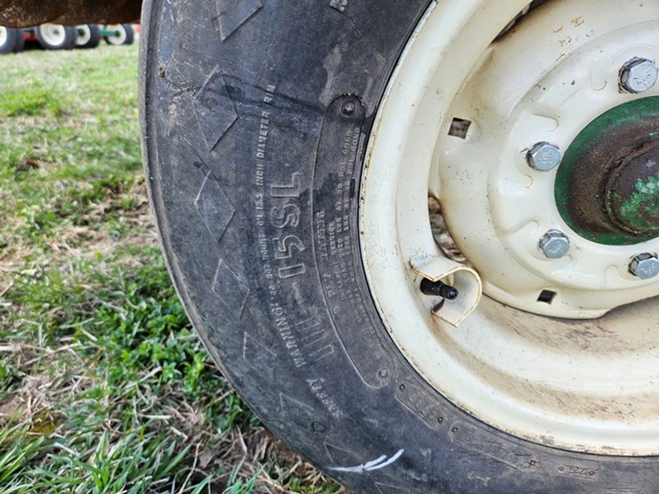 #515-•-brillion-sb-91-9-shank-chisel-plow-image-32