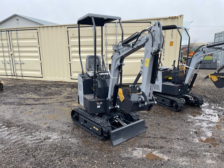 #3294-•-2026-ats-d12d-mini-excavator-image-2