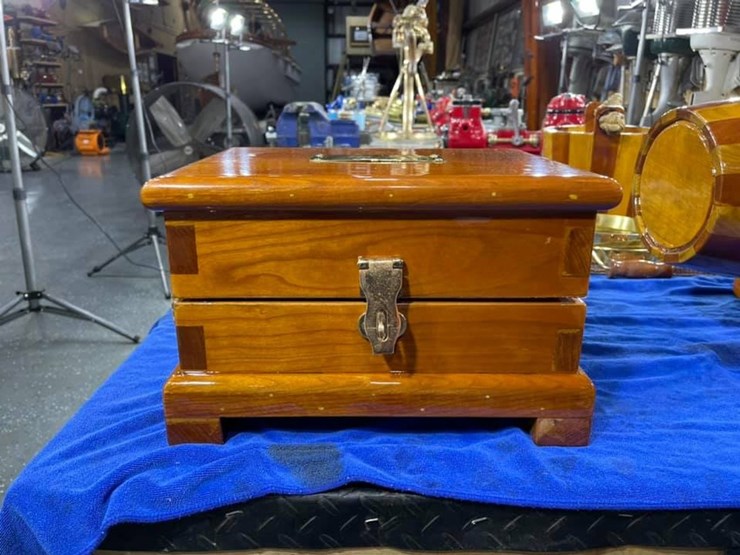 #9550-•-1906-u.s.-navy-steam-cutter-–-40'-uss-new-jersey-captain’s-launch-#873-nj-1-image-65