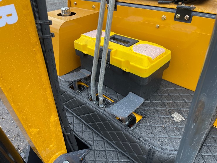 #3297-•-2026-ats-rt15r-mini-excavator-image-9