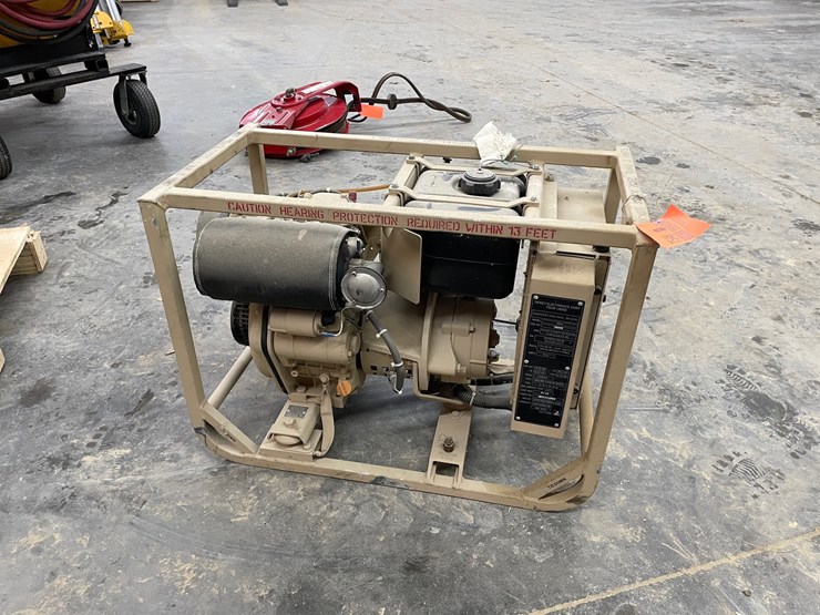 #7548-•-military-diesel-generator-image-2