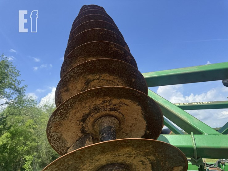 john-deere-630-image-7