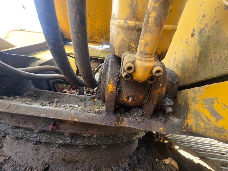 deere-892e-lc-image-69