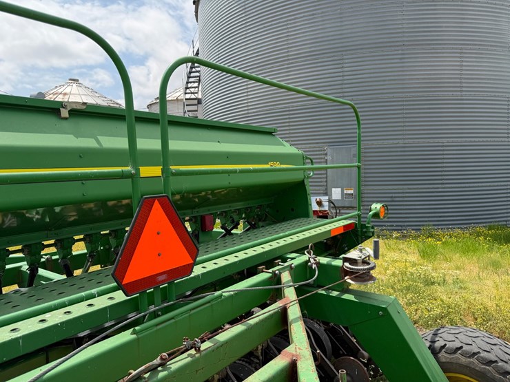 john-deere-1590-image-53