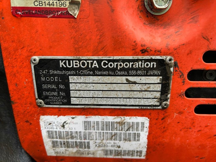 2016-kubota-kx040-4-image-25