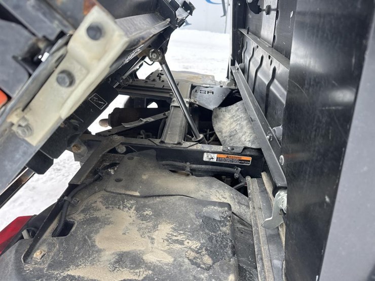 kubota-rtvx1140-image-32