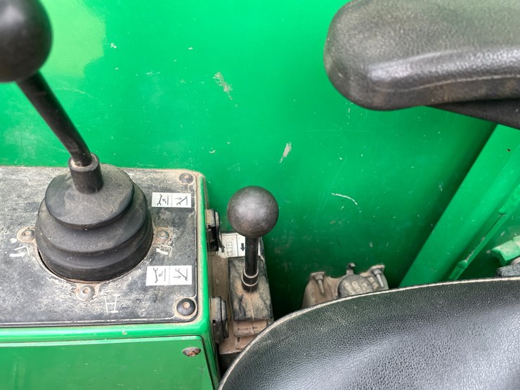 2015-sky-trak-10054-image-71