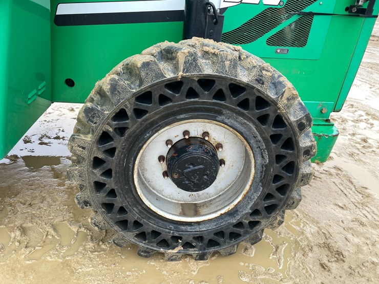 2014-sky-trak-6042-image-69