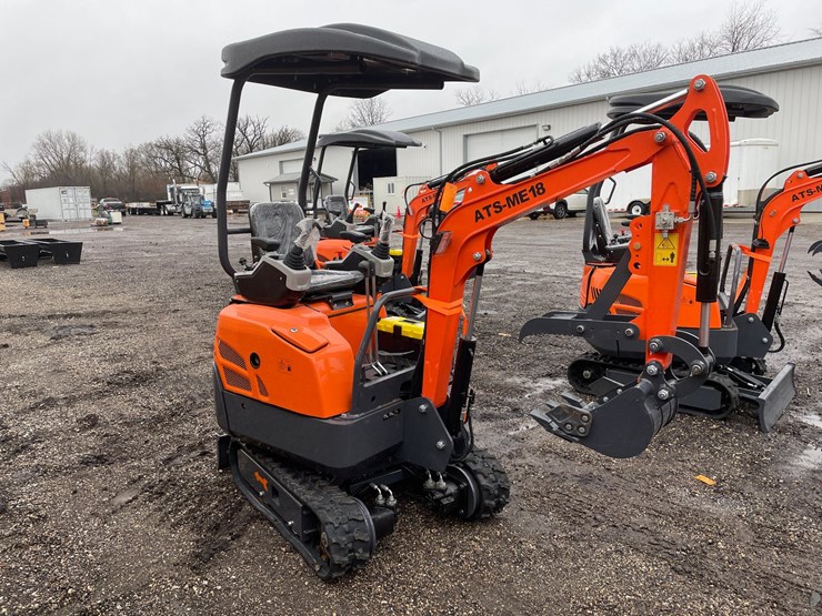 #3296-•-2026-ats-me18-mini-excavator-image-2
