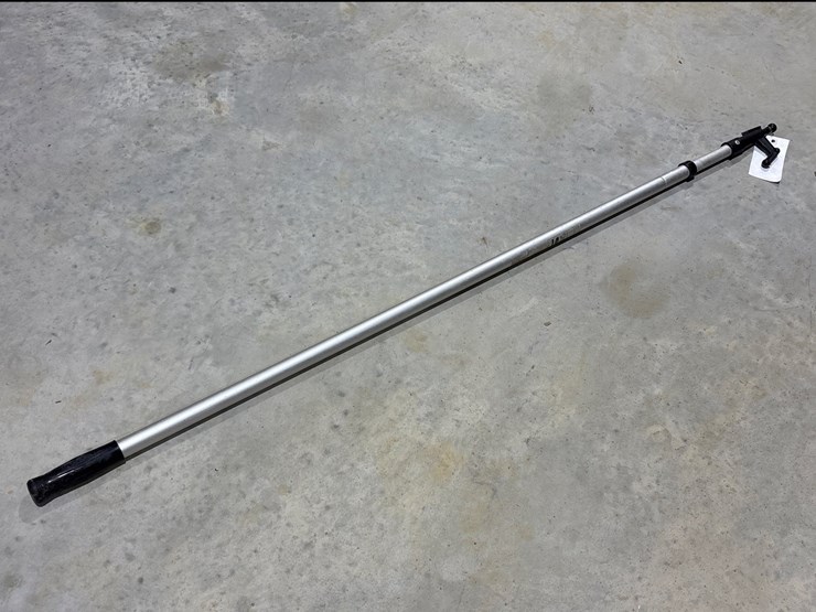 #104-•-telescopic-claw-hook-image-4