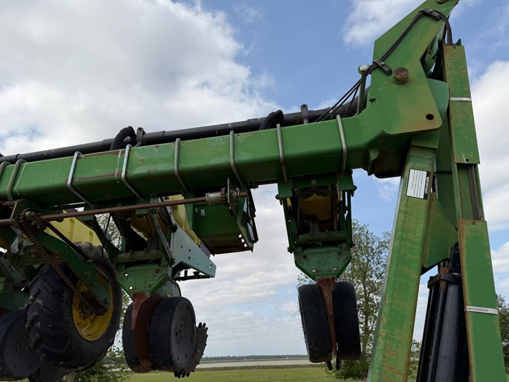 john-deere-1720-image-90