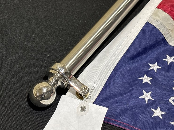 #106-•-stainless-steel-flag-pole-image-3