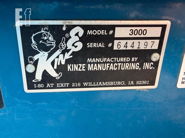 2008-kinze-3000-image-13