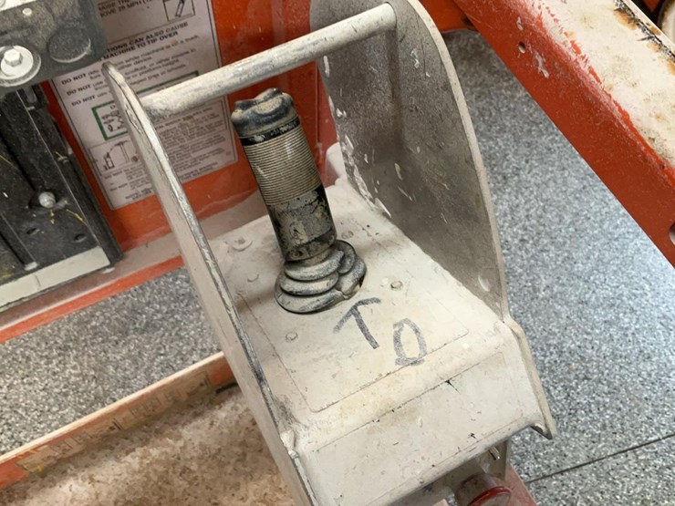 #411-•-2019-snorkel-19'-scissor-lift-image-22